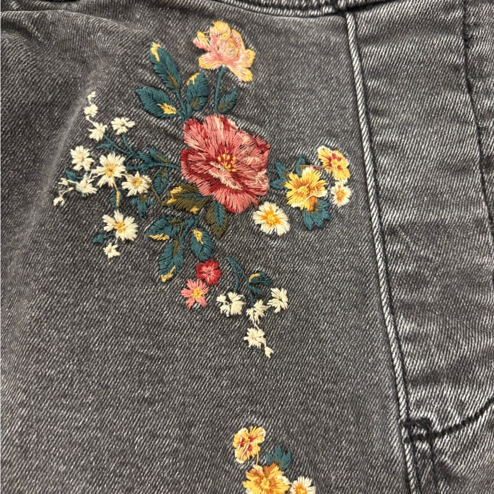 DRIFTWOOD Black Floral embroidered Shortalls - Picture 4 of 10